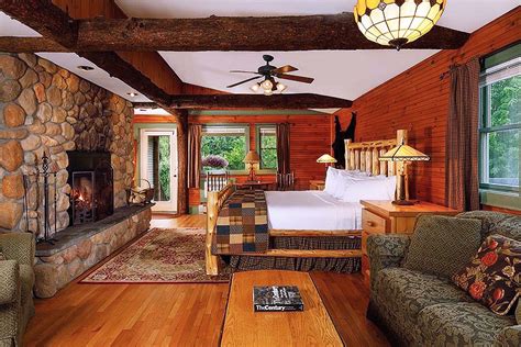 Friends Lake Inn – Rustic Vacations