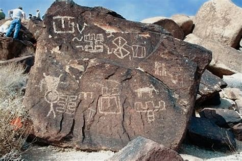 Grapevine Canyon Petroglyph Site - Nevada Rock Art