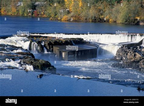 Willamette Falls, Oregon City, Oregon Stock Photo - Alamy