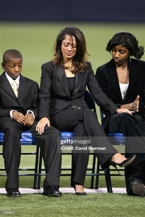 Tonya Puckett and her children Kirby Jr. and Catherine attend the... News Photo - Getty Images