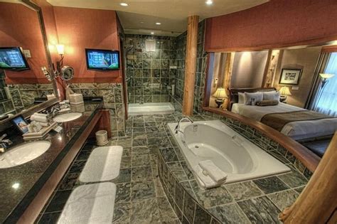 River Rock Casino Resort Rooms: Pictures & Reviews - Tripadvisor