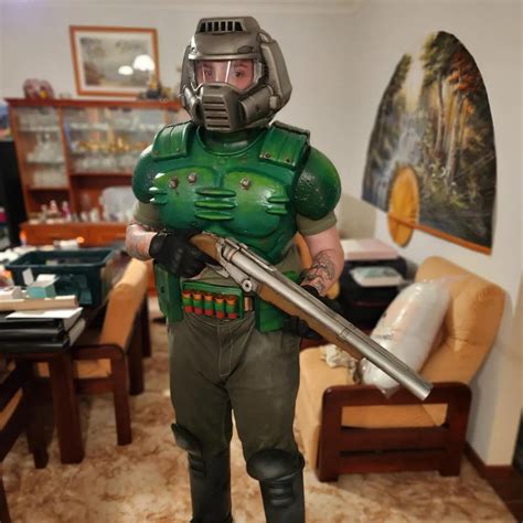 Doomguy Cosplay completed! : r/Doom