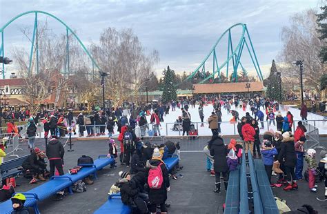 Canada's Wonderland Winterfest - Center Ice Rinks