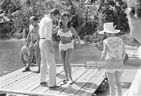 Behind the scenes of GILLIGAN'S ISLAND | Vintage photos, Classic hollywood, Back in the day