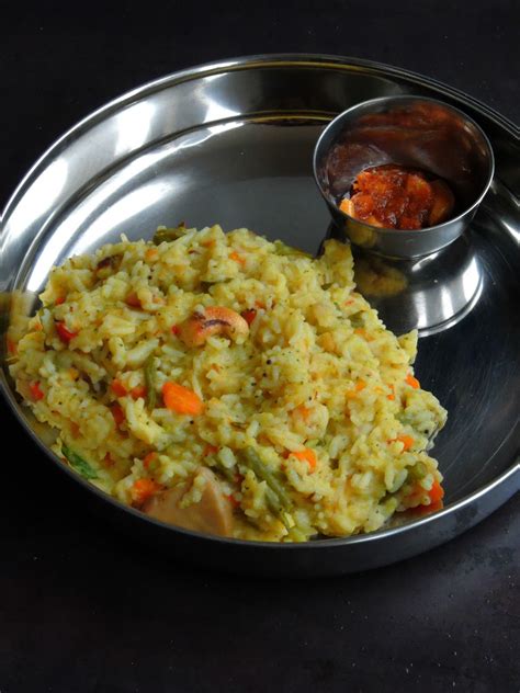 Priya's Versatile Recipes: Mixed Vegetable Pongal - Version 2