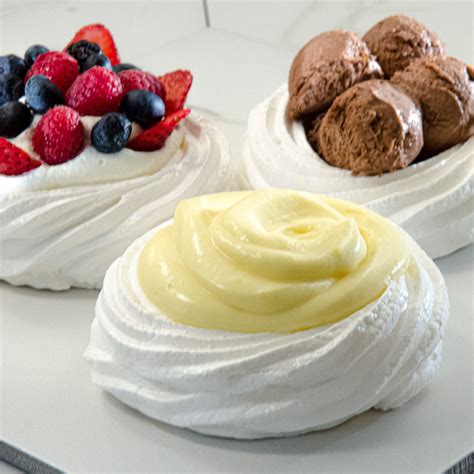 Meringue Shells - Pastries Like a Pro