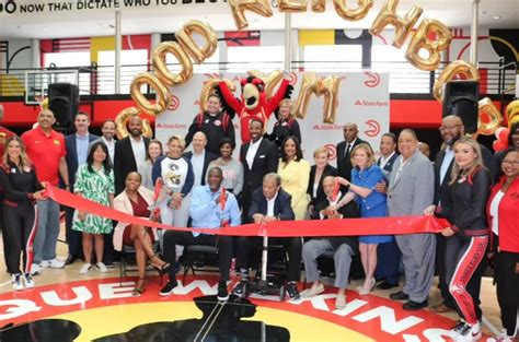 Hawks and State Farm Unveil 10th Good Neighbor Club at the Andrew and Walter Young Family YMCA ...