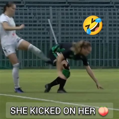 Funny moment in women football 🤣 | Funny soccer videos, Football funny ...