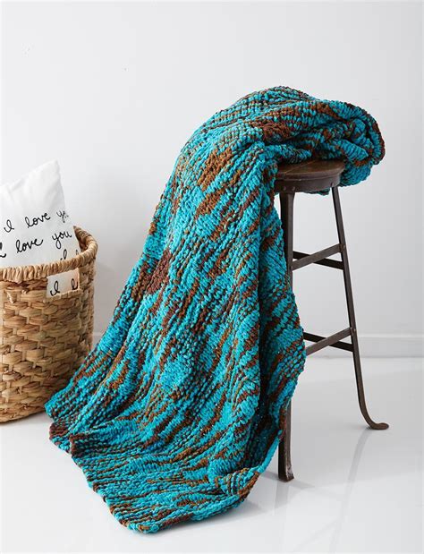 Bernat Blanket Yarn | AllFreeKnitting.com