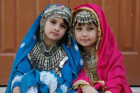 Hazara girls in Hazaragi culture dresses | Hazara News