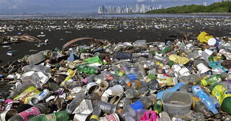 Plastic pollution is threatening the world’s oceans – and the US shares much of the blame