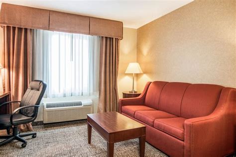 Comfort Inn & Suites Vancouver Downtown City Center Vancouver | Bookonline.com