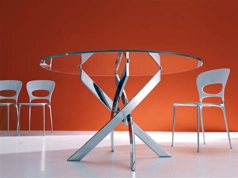 Barone Bontempi The design is perfectly modern for Barone table, by Bontempi. Available in fixed ...