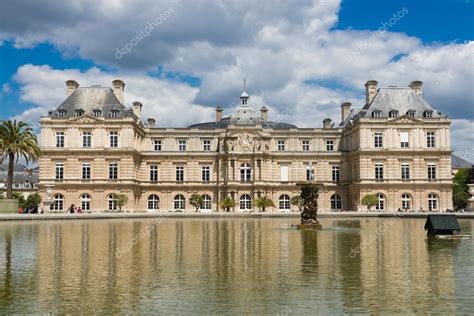 French Senate, Paris, France — Stock Photo © valphoto #74994669