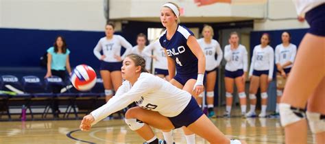 RCN America - California: Menlo College Women’s Volleyball sweeps Day ...