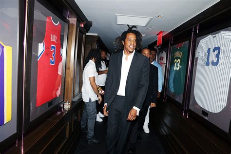 Jay-Z celebrates 40/40 club anniversary with Beyoncé, Megan Thee ...