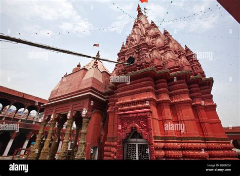 Durga or Monkey Hindu Temple Varanasi Stock Photo - Alamy