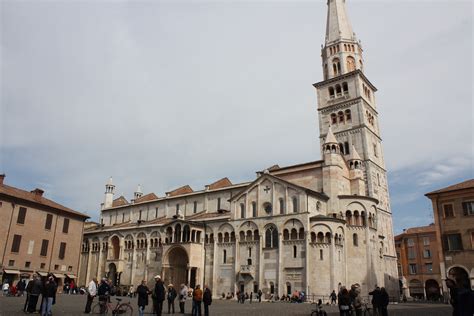 Modena cathedral, Italy - Wander Mum