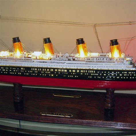 Titanic Model Lighting Kit