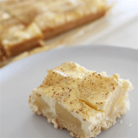 Apple Sour Cream Slice - Bargain Mums