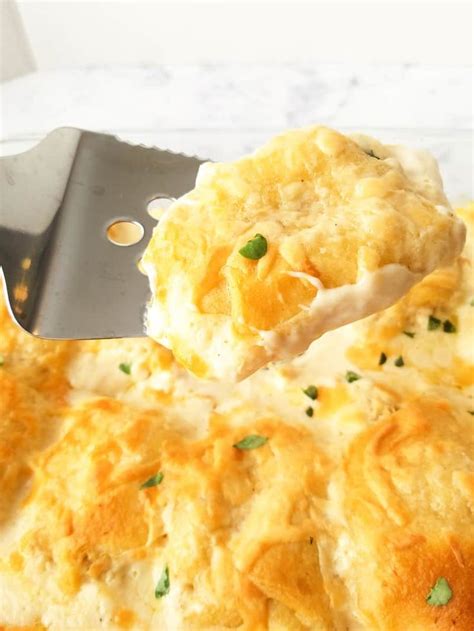 chicken alfredo crescent rolls | Crescent roll recipes, Easy weeknight meals, Recipes