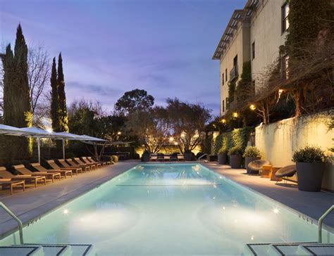 5 Reasons to Escape to Healdsburg, California this Summer