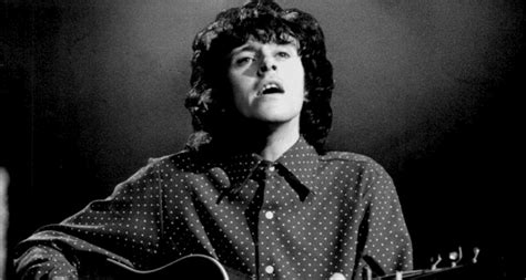 On which album of the British singer Donovan does the song Season of ...