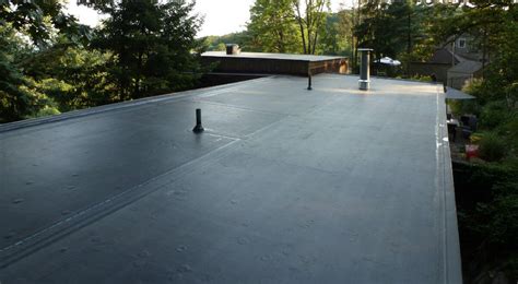 Rubber Roofing - Roofing Arlington, MA | RB Farina Roofing Co