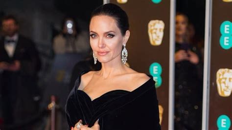 Angelina Jolie - Age, Family, Bio | Famous Birthdays