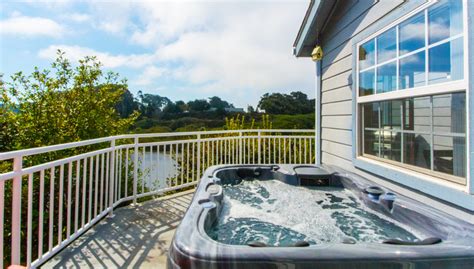 The Owners Suite, with a hot tub at The Beach House Inn in Fort Bragg Mendocino CA