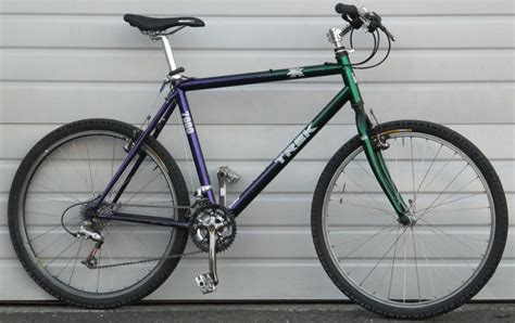 20" Trek 7000 Aluminum Mountain Bike ~5'10"-6'1"