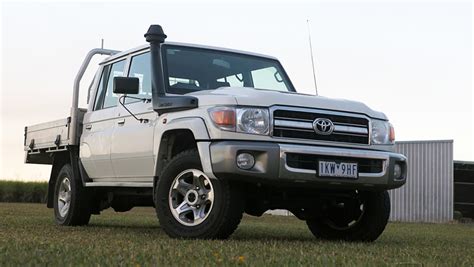 Land Cruiser 79 Series GXL dual-cab 4WD 2018 off-road review