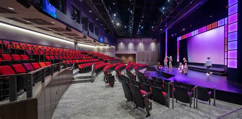 Use the Starlight Theater | 290 Seats | Proscenium Style Stage