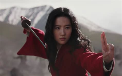 Mulan Actress Yifei Liu's Wiki Page Calls Her As "Communist Scum" After Trailer Premiere - Mommyish