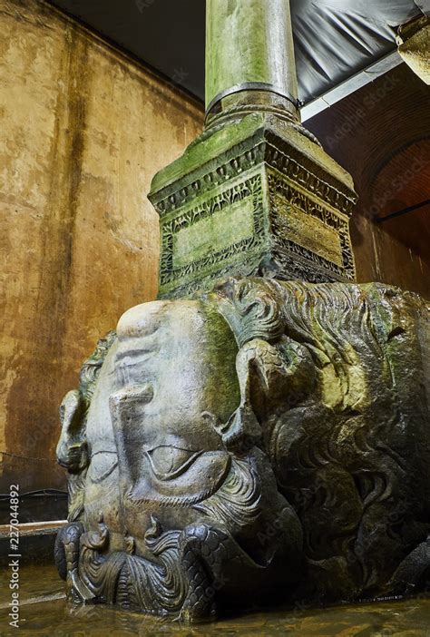 Basilica Cistern Medusa