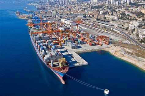 $2 Billion investment from UAE for the port of Durrës | RTSH RTI