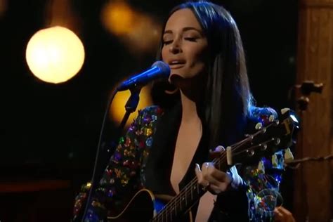 Kacey Musgraves Simmers on 'Colbert' With 'Slow Burn' [Watch]