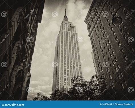 Colors of the Empire State Building Editorial Stock Image - Image of ...