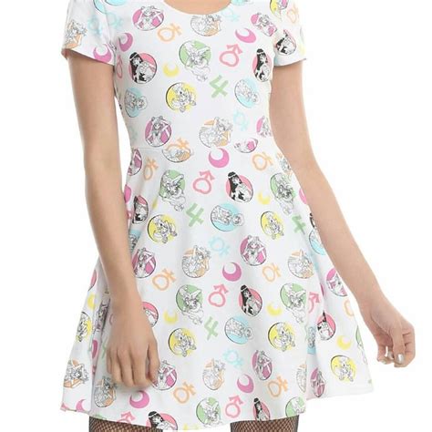 Moon Icon, Iconic Dresses, Usagi Tsukino, Short Sleeve Dresses, Dresses ...