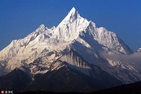 Meili Snow Mountain:Godlike snow mountain in China - People's Daily Online