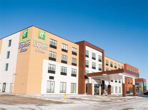 Holiday Inn Express & Suites Edmonton N - St. Albert Hotel by IHG