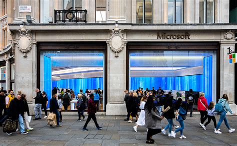 Microsoft Store London | Experience Concepts — Travis Brown