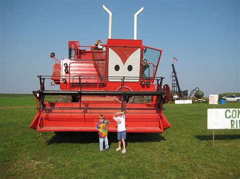 Frank the Combine LIVES!! FROM CARS | Carros, Almofadas