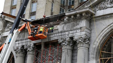 Detroit train station: Ford continues renovation despite coronavirus