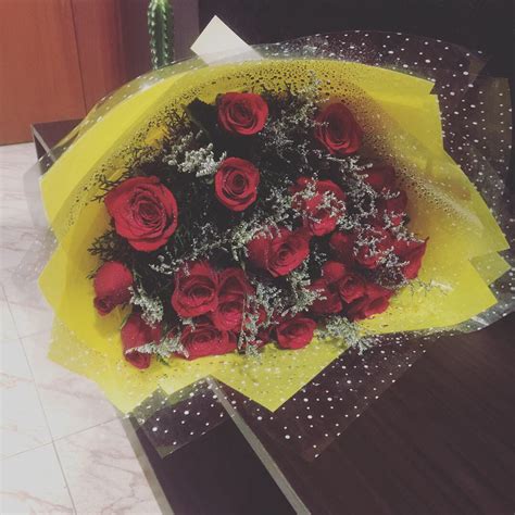 20 red roses bouquet delivered in Chennai | Flower delivery, Red rose bouquet, Red rose flower