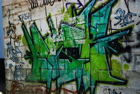 Stylish Graffiti: Green Graffiti