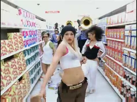 Hollaback Girl [Music Video] - Gwen Stefani Image (27189504) - Fanpop