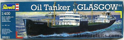 Revell 1/400 Esso Oil Tanker Glasgow - (T2 Tanker JL Hanna), 05221