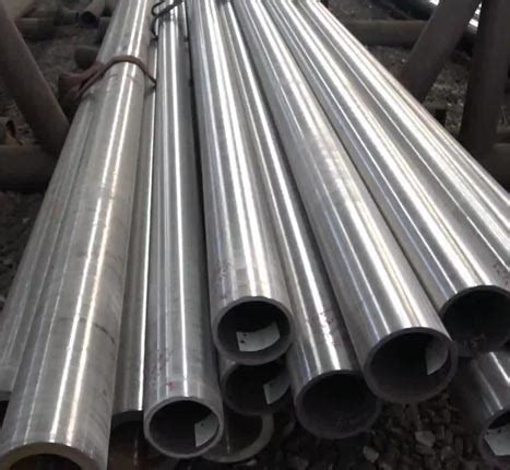 SAE 4130 Tubes Manufacturer in India - Nova Steel Corporation