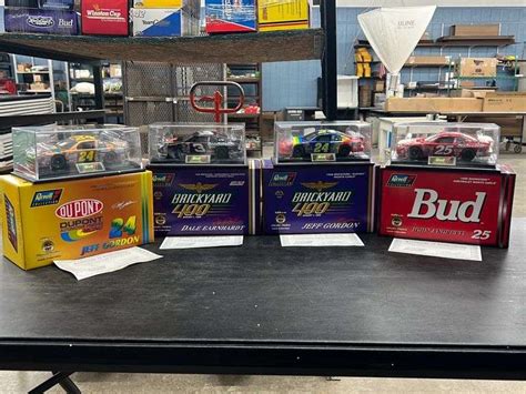 4 Limited Edition 1:24 Scale NASCAR Die-Cast Model Cars in Displays & Original Box - Baer ...